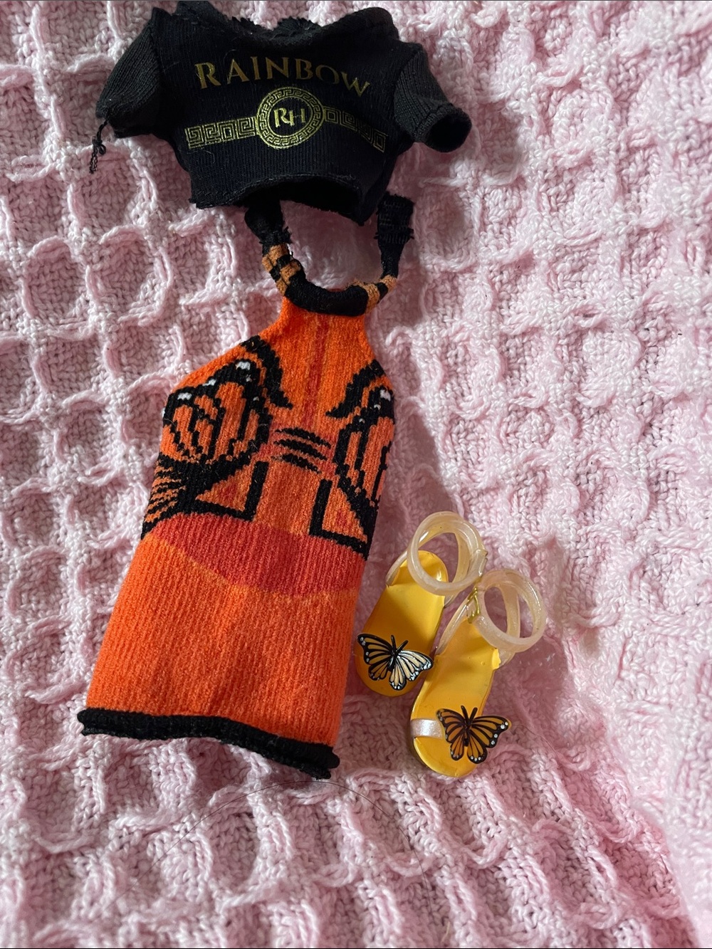 Rainbow High -  Doll Clothing Stella Monroe Monarch Butterfly dress, top, heels